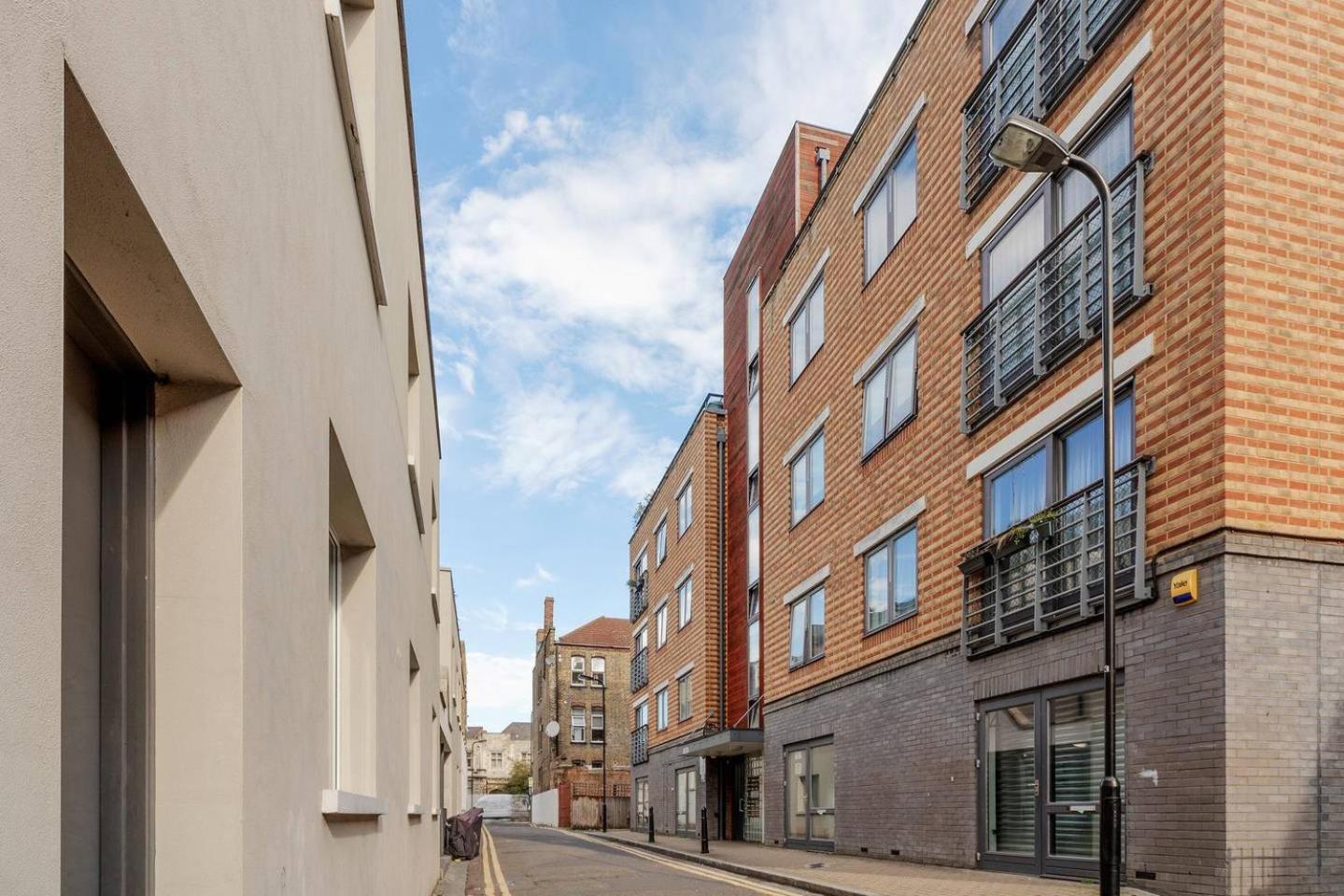 Modern 2 Bedroom Apartment In Homerton London Exterior photo